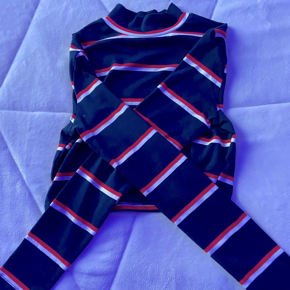 SMALL TURTLE NECK LONG SLEEVE